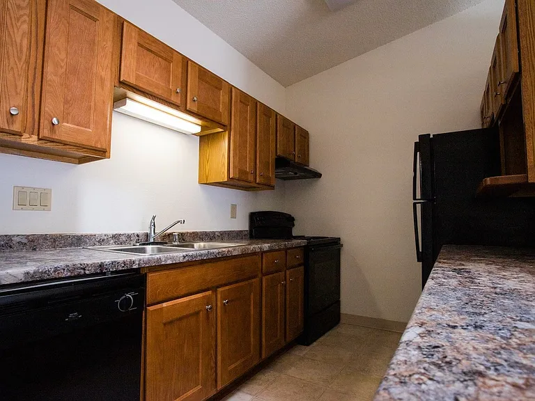 639-645 745 & W Scott 540 #761-44 — Photo 31