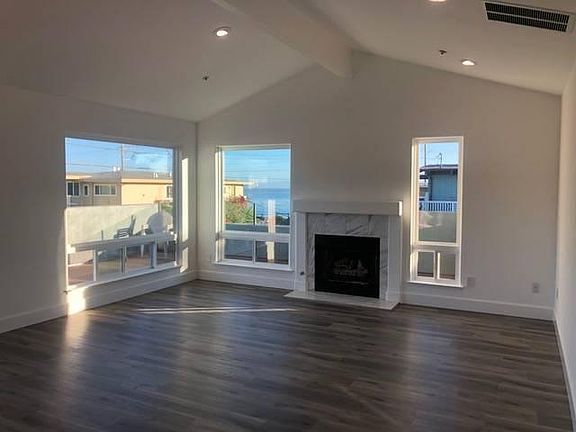 3rd image of 451 Manzanita Ave