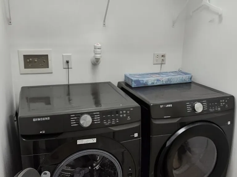 9138 Dupont Pl — Photo 12