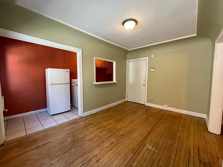 1527 Marshall — Photo 38
