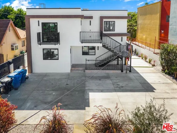 11744 Hamlin St, North Hollywood, CA 91606
