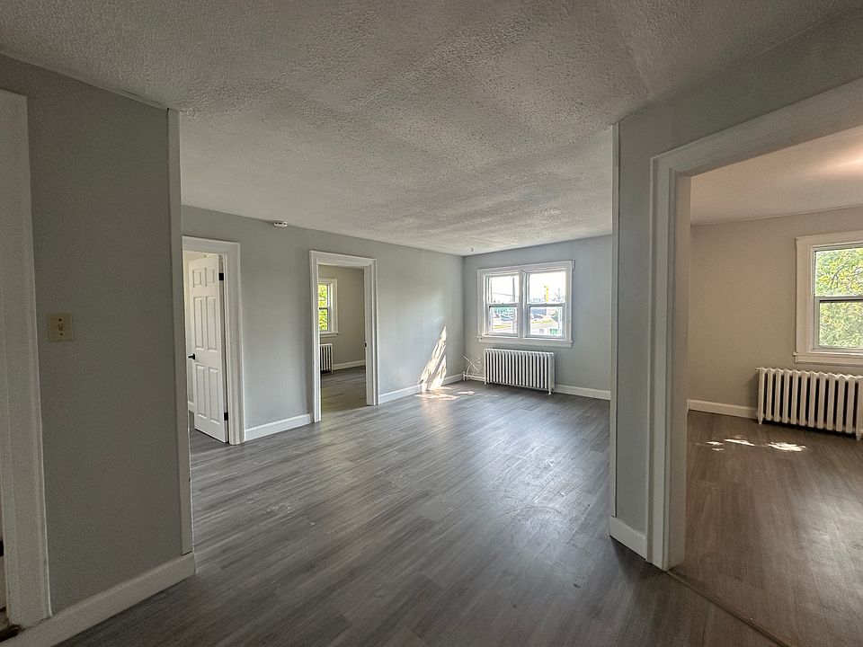 1st image of 85 Peter St