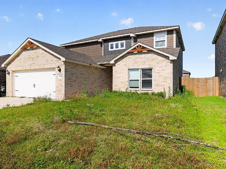 1712 Amaranth Ln — Photo 2