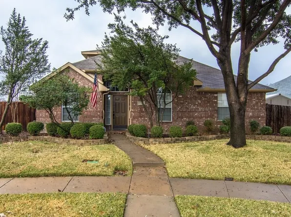 1216 Pleasant Oaks Dr, Lewisville, TX 75067