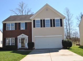4024 Catawba Creek Dr, Gastonia, NC 28056