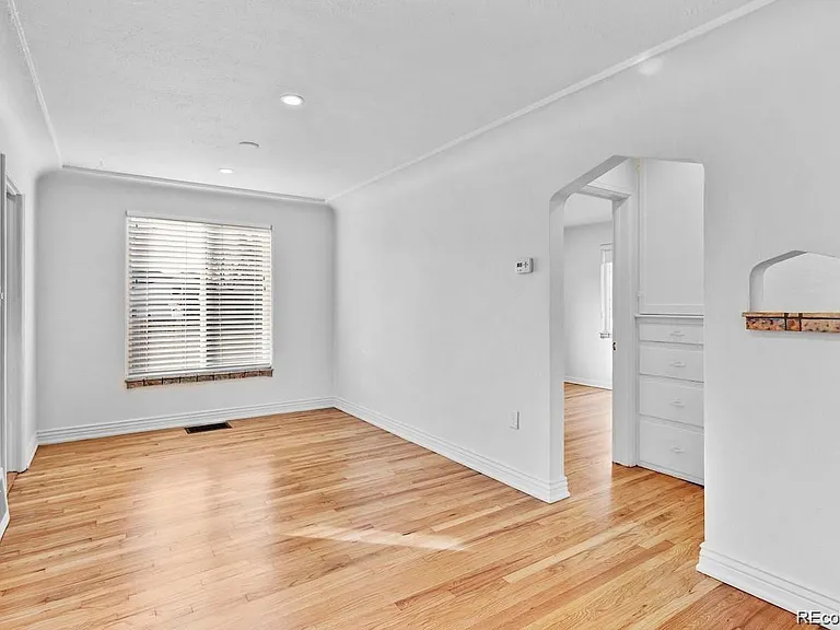 3085 Clermont St — Photo 10