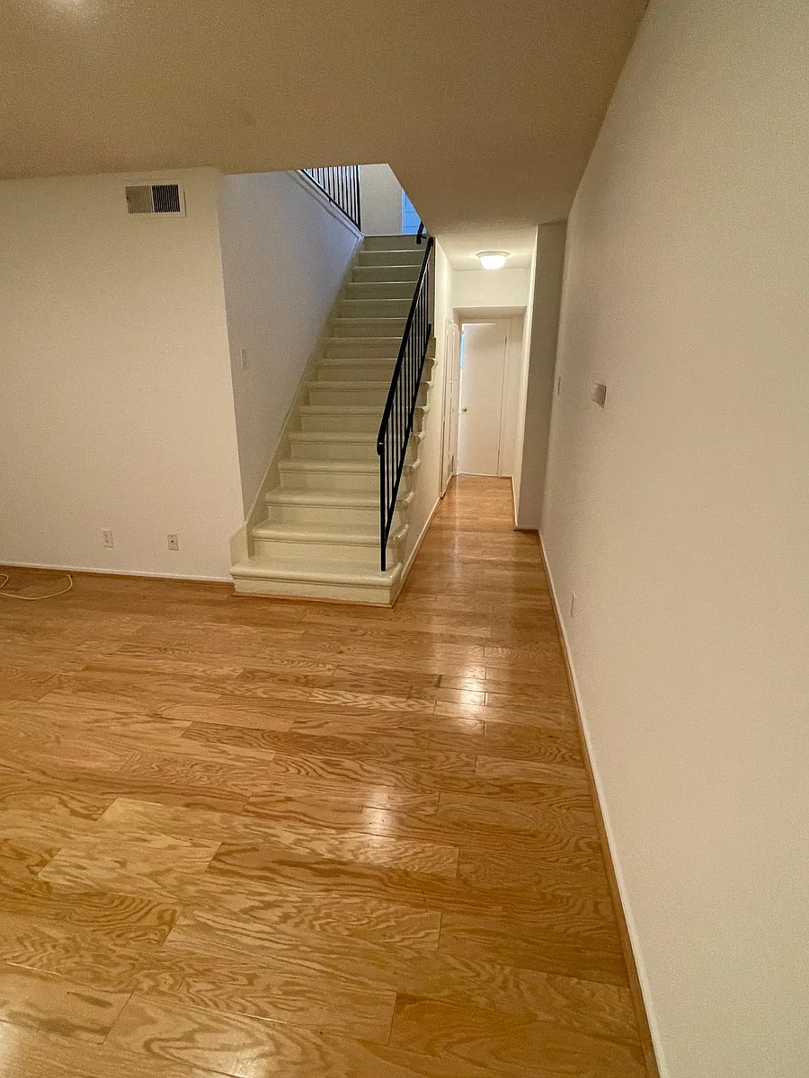 Building Photo - 11655 Ohio Ave #1