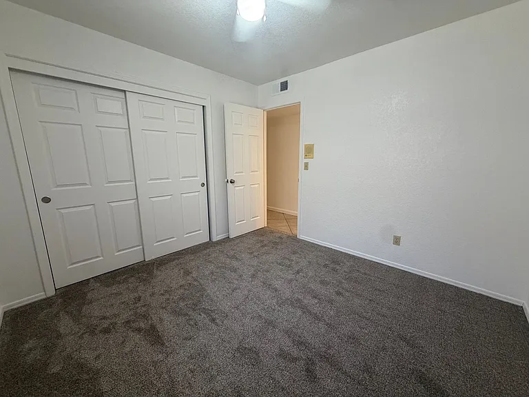 2911 Country Club Dr — Photo 23
