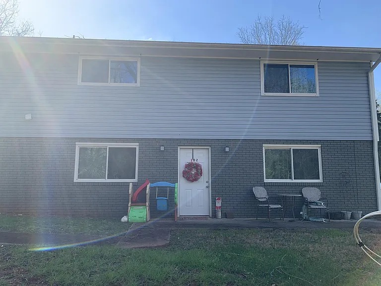903 E Red Bud Rd #102 — Photo 3