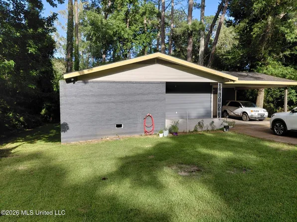 2354 Belvedere Dr, Jackson, MS 39204