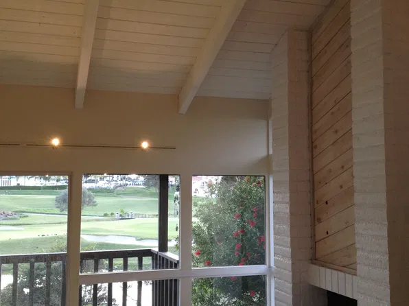25 Greenview Dr, Carlsbad, CA 92009