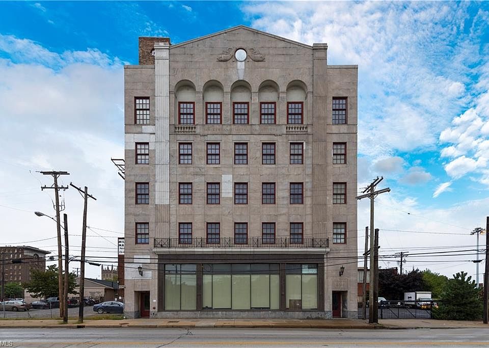 1st image of 2404 Prospect Ave #201