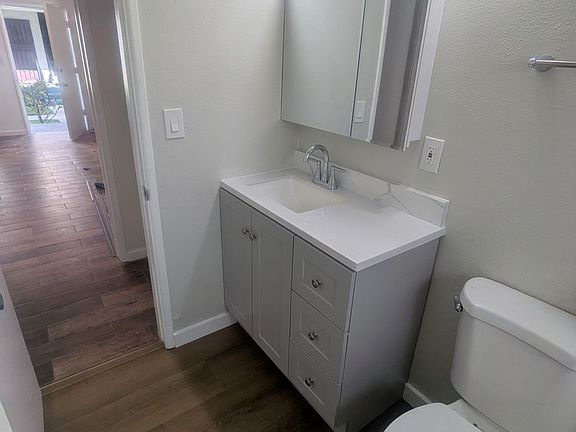 4th image of 10930 Crenshaw Blvd APT 2