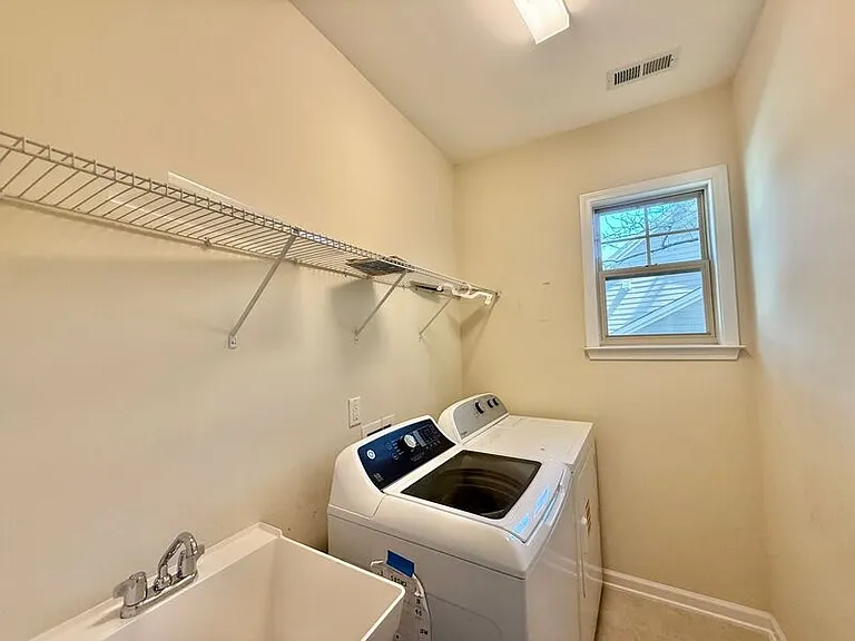 1140 Litchborough Way — Photo 34