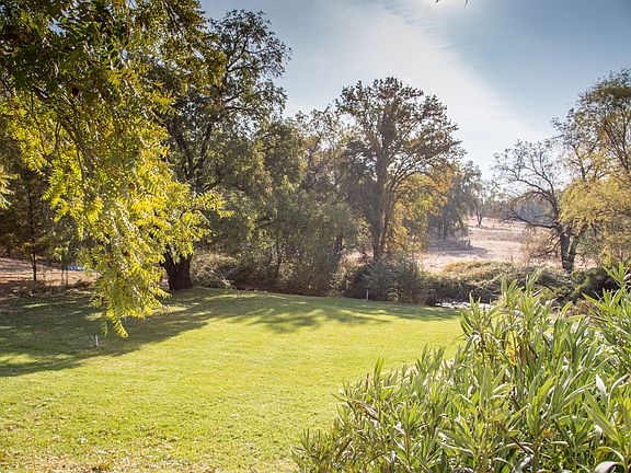 2nd image of 1497 Finnegan Ln