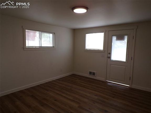 4th image of 262 Vine St