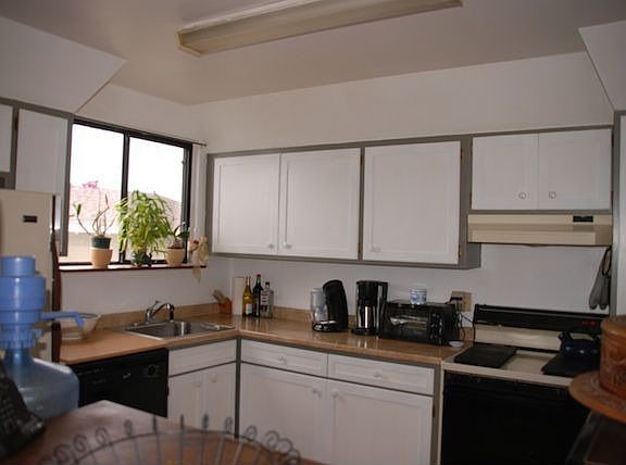 Spacious Kitchen