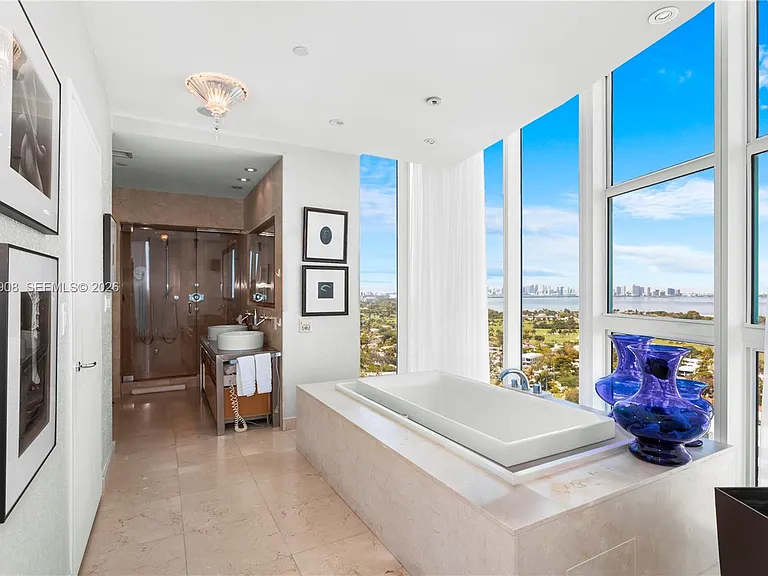 6000 Indian Creek Dr #Penthouse 25C-3 — Photo 12