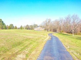 885 S Friendship Rd, Paducah, KY 42003