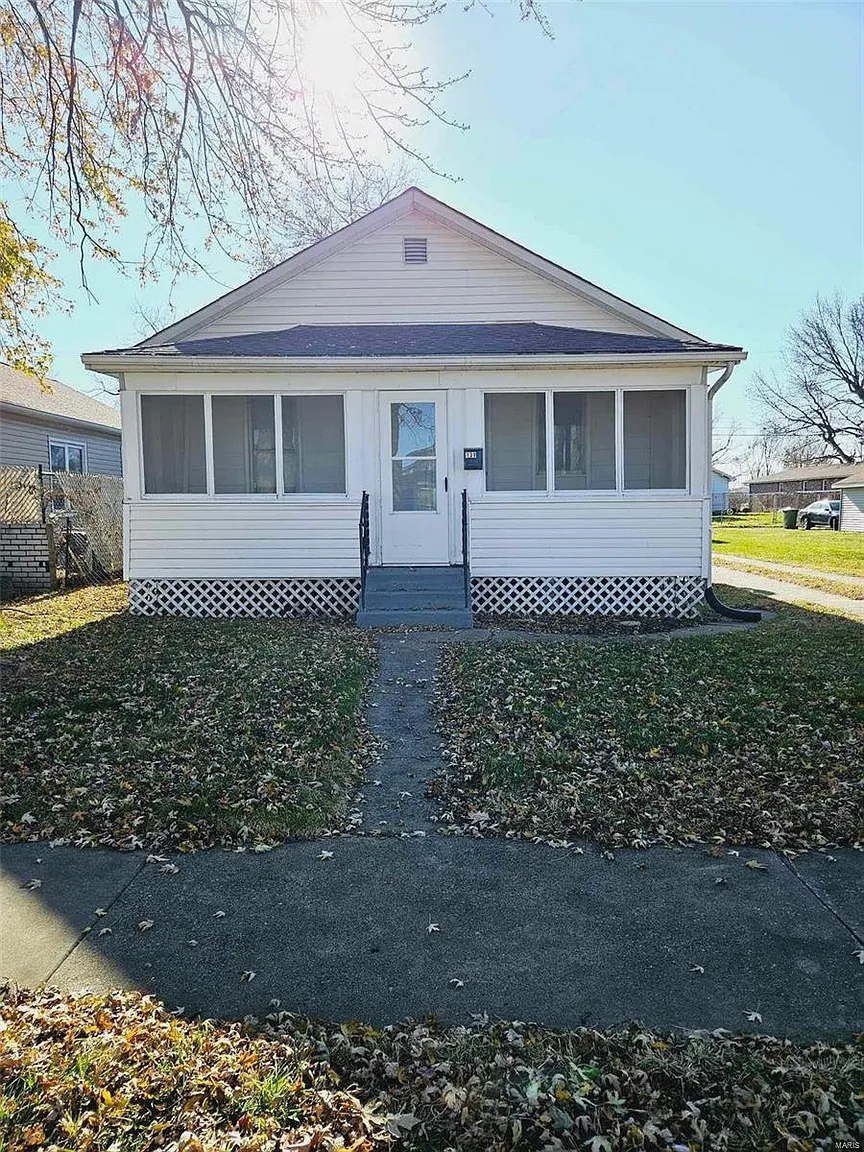 139 E 5th St photo 1
