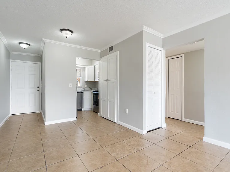439 S Paula Dr S #106 — Photo 6