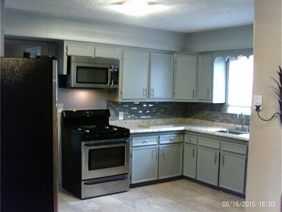 5th image of 1721 5th Ave N