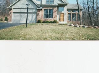 11312 E Riviera Dr, Spring Grove, IL 60081