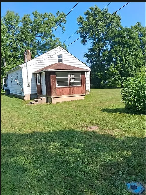 3 bed, 1170 sqft, $1,725 — Photo 1