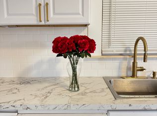 214 Willow St APT 1, Scranton, PA 18512