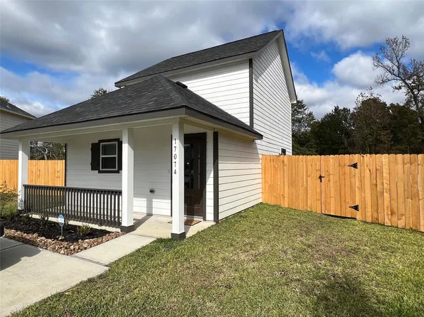 17074 Marie Village Dr, Conroe, TX 77306