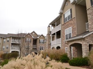 62 Scenic Cove Ln, Saint Charles, MO 63303