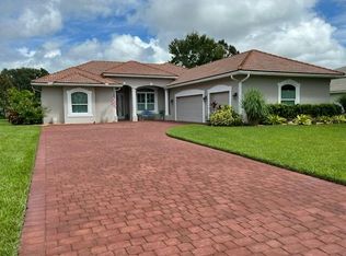 9522 Shadow Ln, Fort Pierce, FL 34951