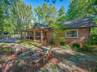 601 E Park Dr, Tryon, NC 28782