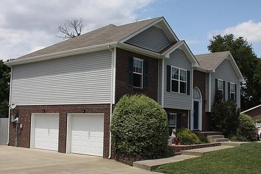 1st image of 103 Clearwater Ct