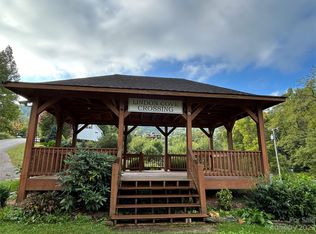 4 Lauren Ln #16 & 17, Candler, NC 28715