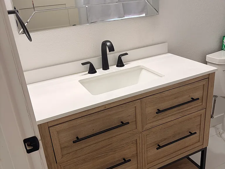 3664 W Oakland St — Photo 13