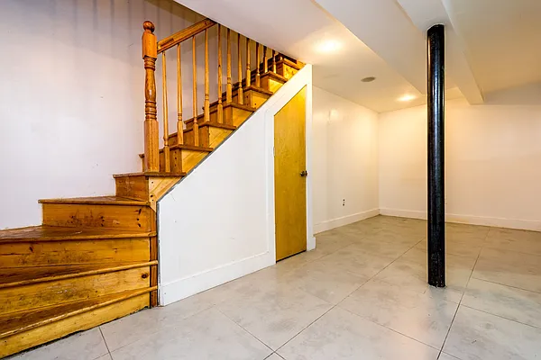 Rented by Nooklyn NYC LLC | media 62