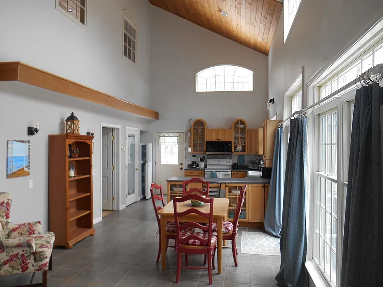 450 Grange Hall Rd — Photo 2