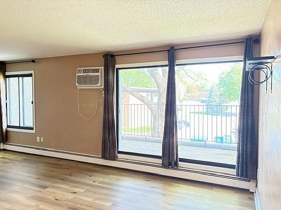 2nd image of 4110 Rahn Rd APT 221