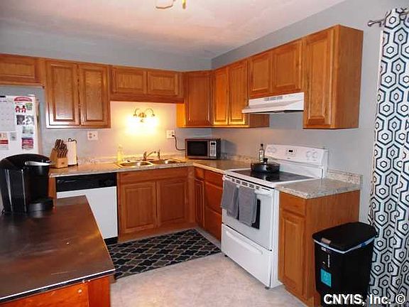 5th image of 8081 Evesborough Dr