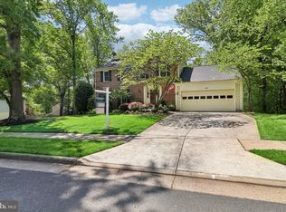 10719 Oakenshaw Ct, Burke, VA 22015