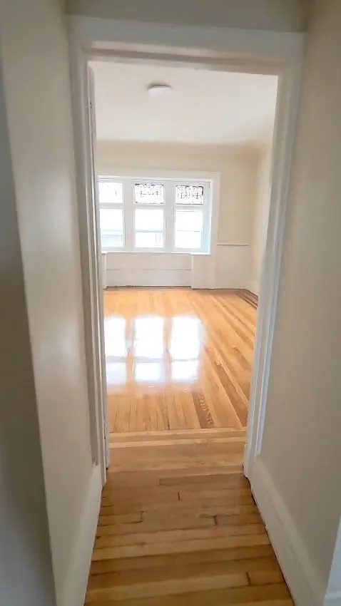 325 Roseville Ave — Photo 1