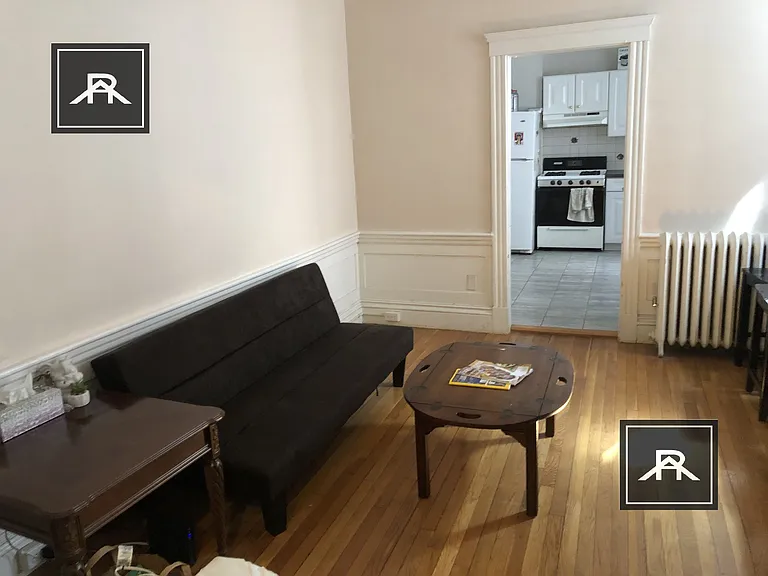 100 Strathmore Rd #2 — Photo 14