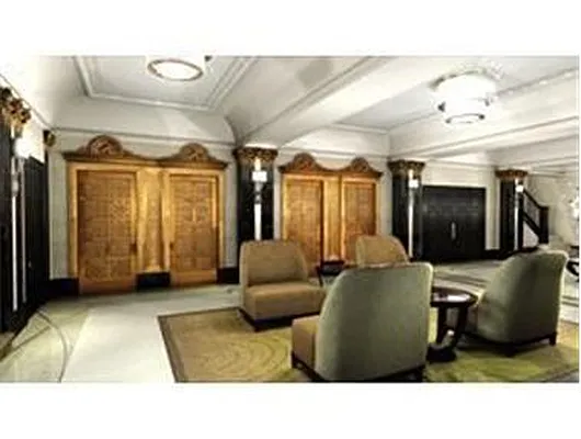 Rented by Douglas Elliman | media 33