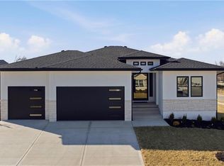 4701 SE Claude Ct, Blue Springs, MO 64014