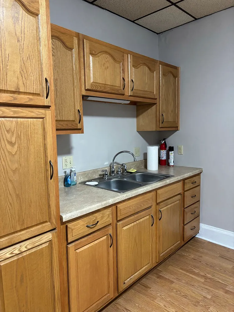1 bed, 800 sqft, $900 — Photo 1