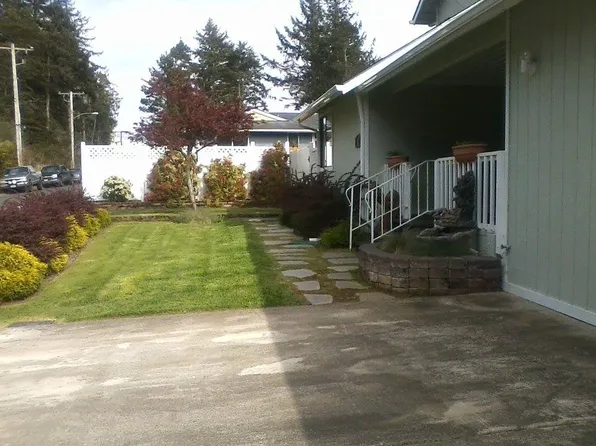 417 E Elizabeth Ave, Westport, WA 98595