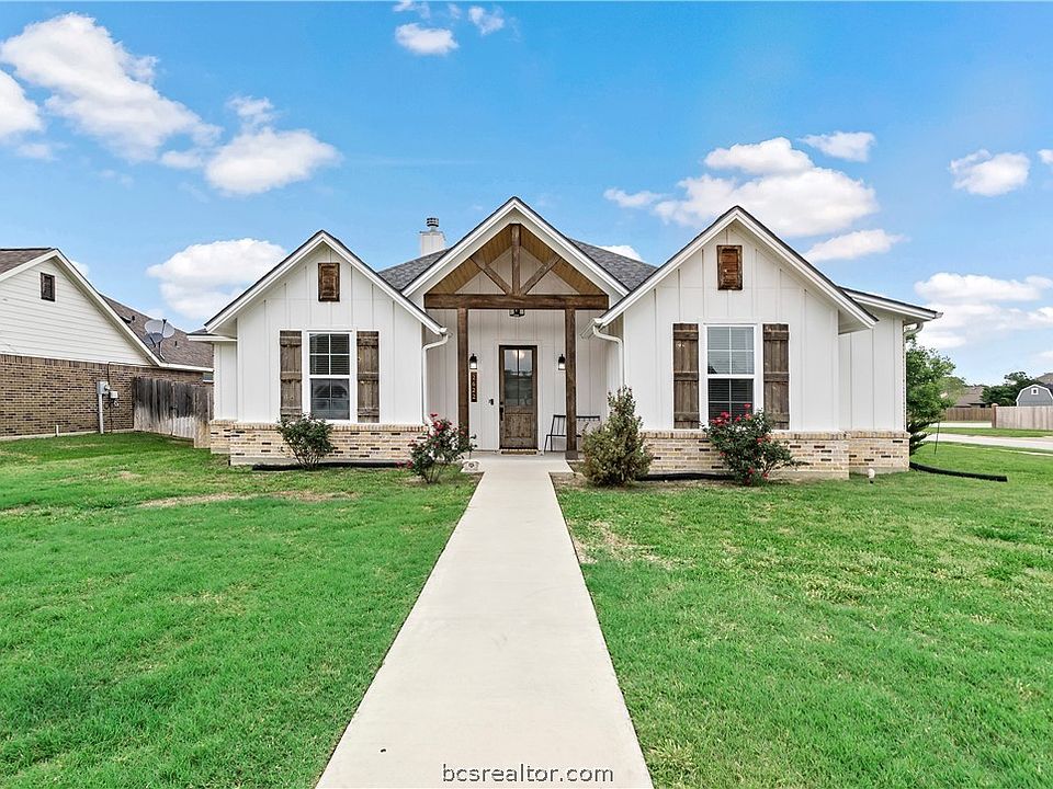 1st image of 2622 Colony Vista Dr