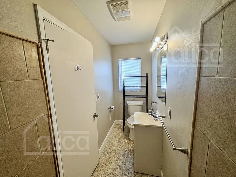 7176 Lockwood St — Photo 23