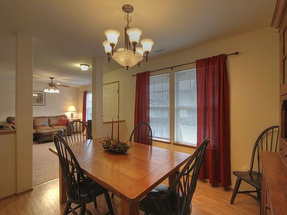 3rd image of 1755 Hoffman Hill Blvd